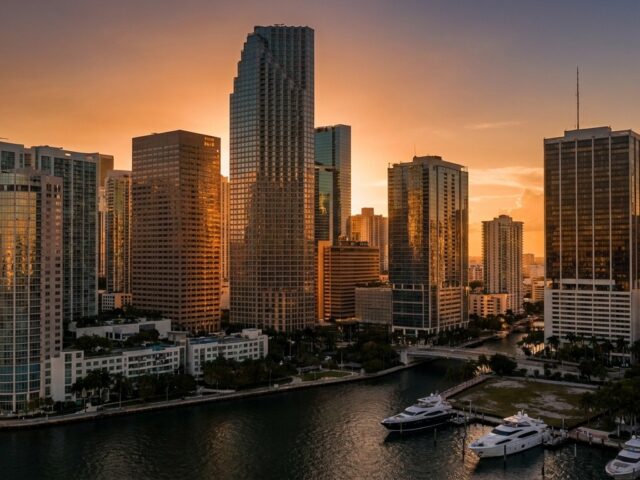 Miami Finance Jobs Dip, But Wages Hit New Highs